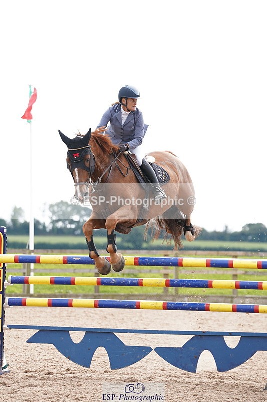 240915A-150208-10698 - Cls 28 Chard Sept GP Jump Off