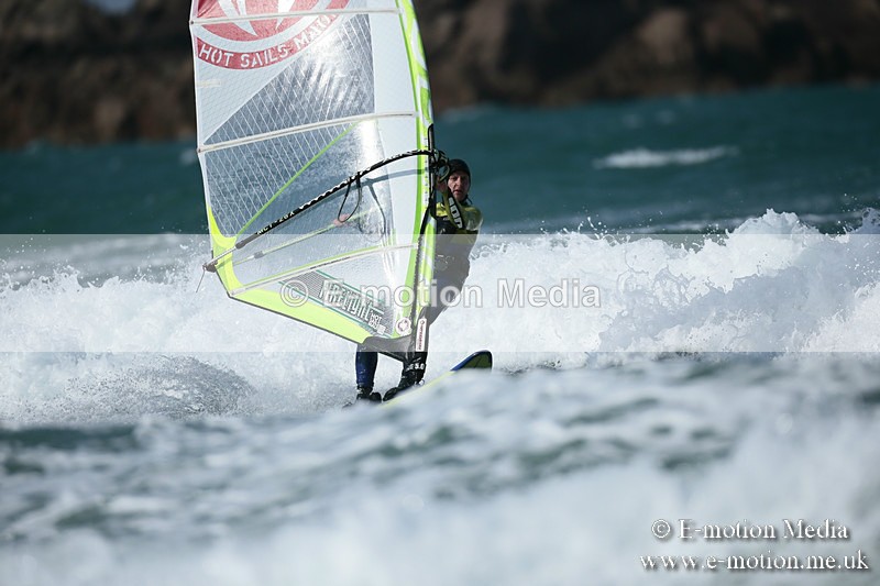WS 020413-28 - Windsurfing