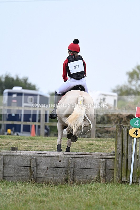 WJ7_8366 - 80cm XC Time 15:45 to 16:02