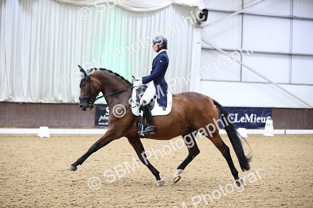 SBM_010358_Class 13 - FEI INT I - 1400-1448 - Sara