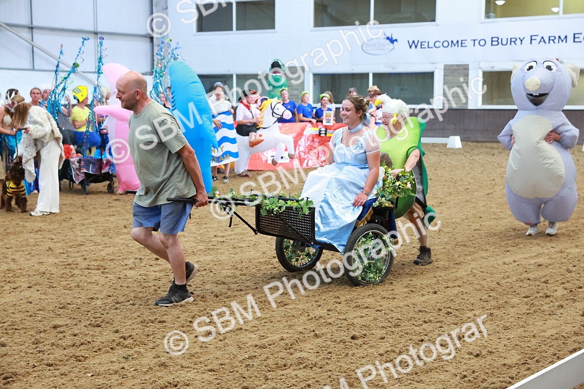 SBM_007985 - Teams Parade