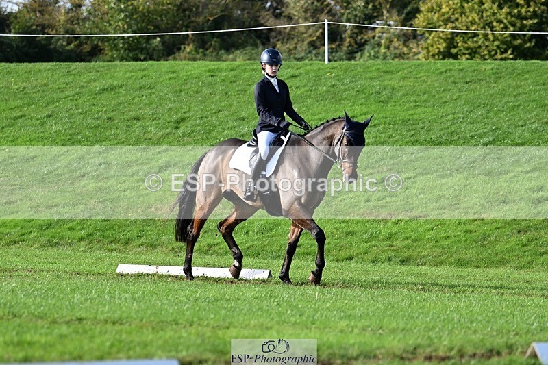 241025-113540-07173 - 548-Fenella.Redvers-DANCING.PADDE