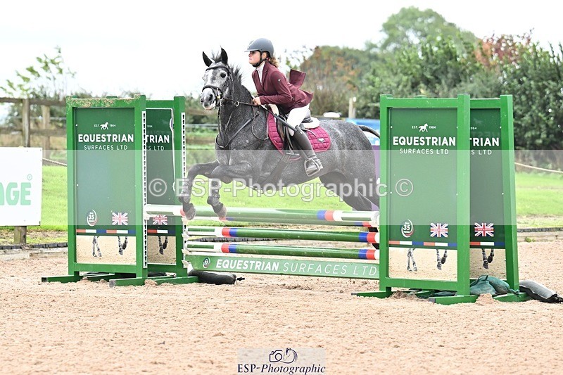 250920-153506-01763 - Cls 21 Pony Intro 80cm Derby