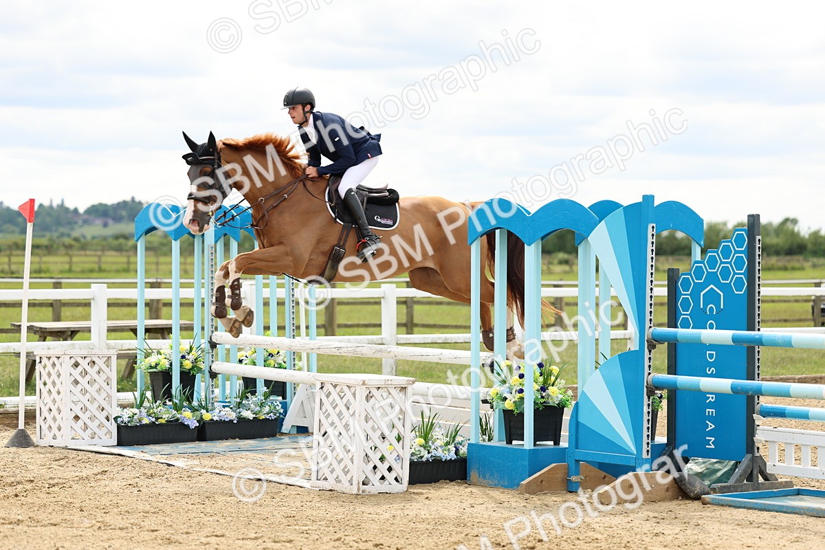 SBM_006178 - Class 19 - Senior Newcomers - 1.10m