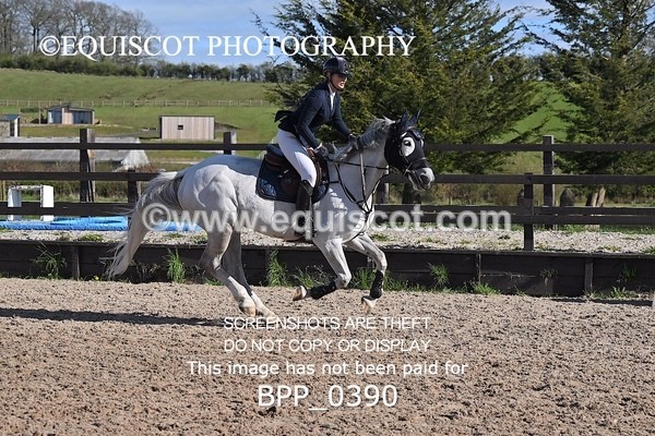 BPP_0390 - CLASS 22 SUN Senior Newcomers/ 1.10m Open