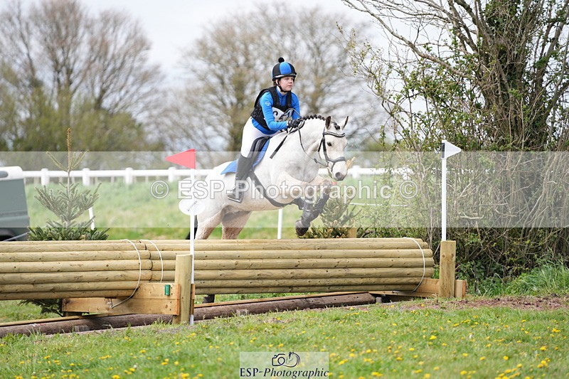 250419-140141-11400 - 651-Issy.Baldock-CREGGS.DUN