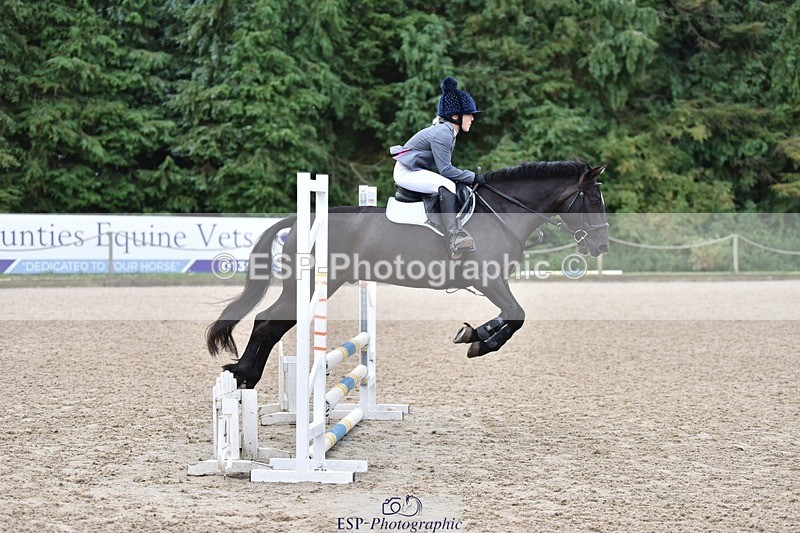 240802-095440-00686 - 70cm Round 1