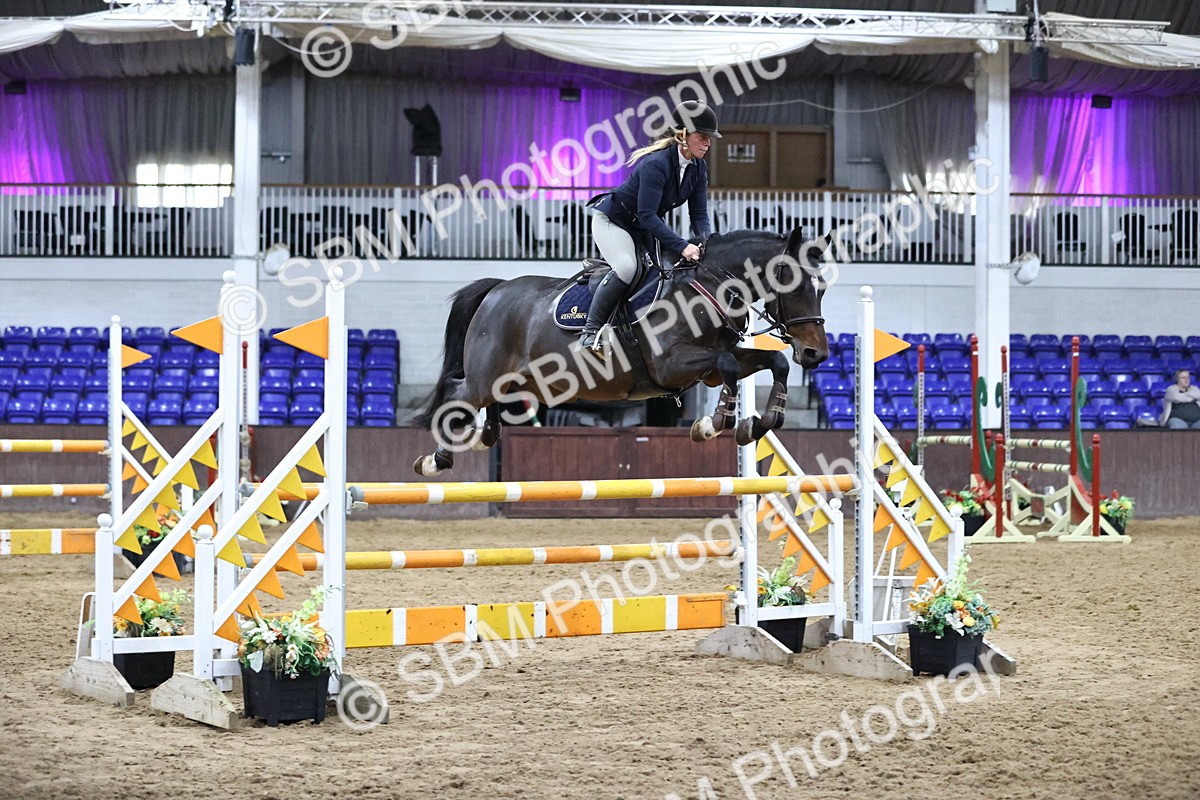 SBM_002080 - Class 4 - Senior Newcomers - 1.10m Open