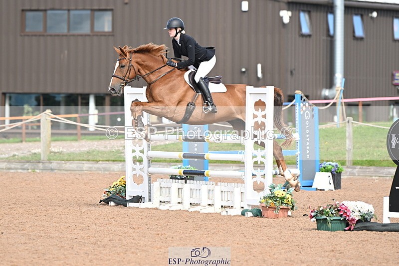 240912A-112641-00569 - Cls 2 Snr Newcomers