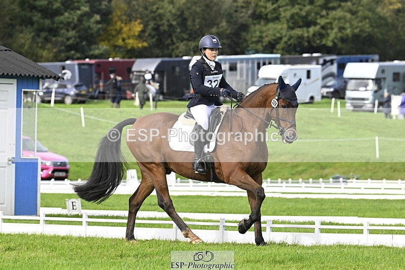 251023A-140925-04268 - D-328-Julia.Knight-Jones