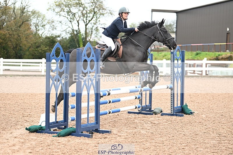 241023A-113629-00583 - Cls 1 British Novice and 90cm Open