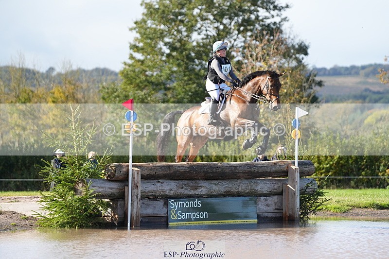 251024A-114928-08483 - B-101-Jemima.Stratton