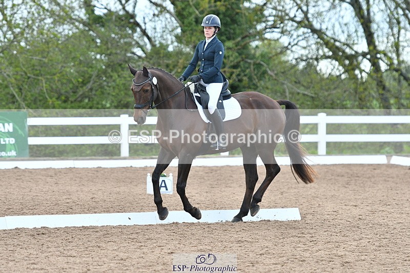 230511A-171942-01528 - Quest Cls 9 Novice