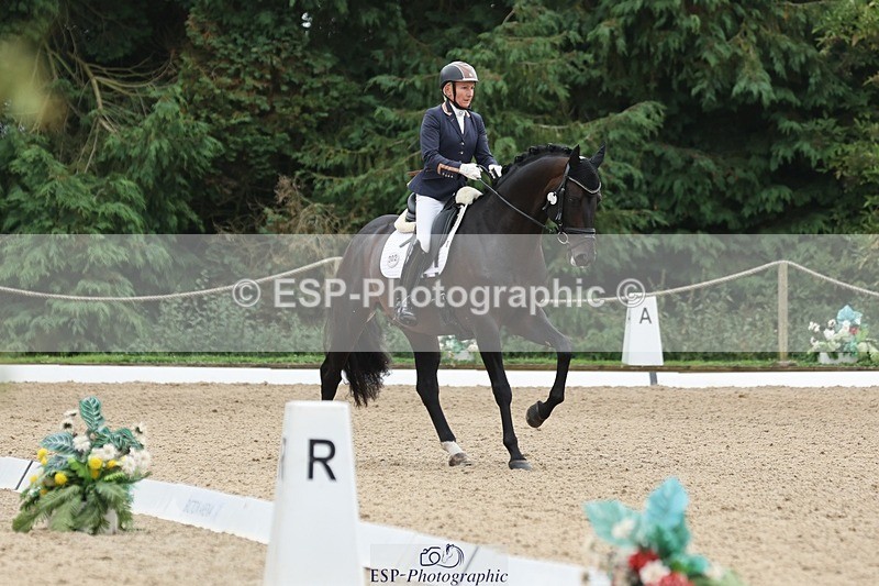 240810-120615-03031 - 302-Alice.Peternell-Vespasiano