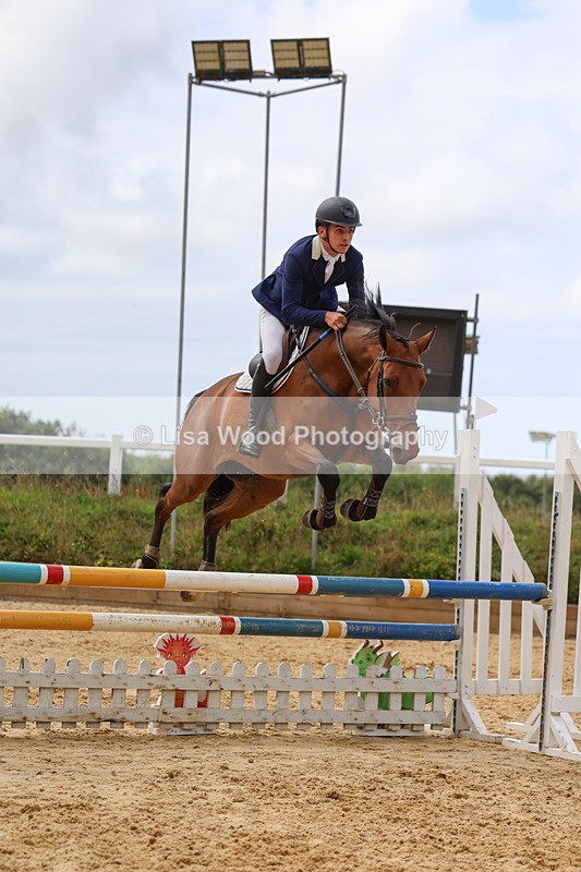 3E7A1362 - Class 11: Senior Discovery/1m open