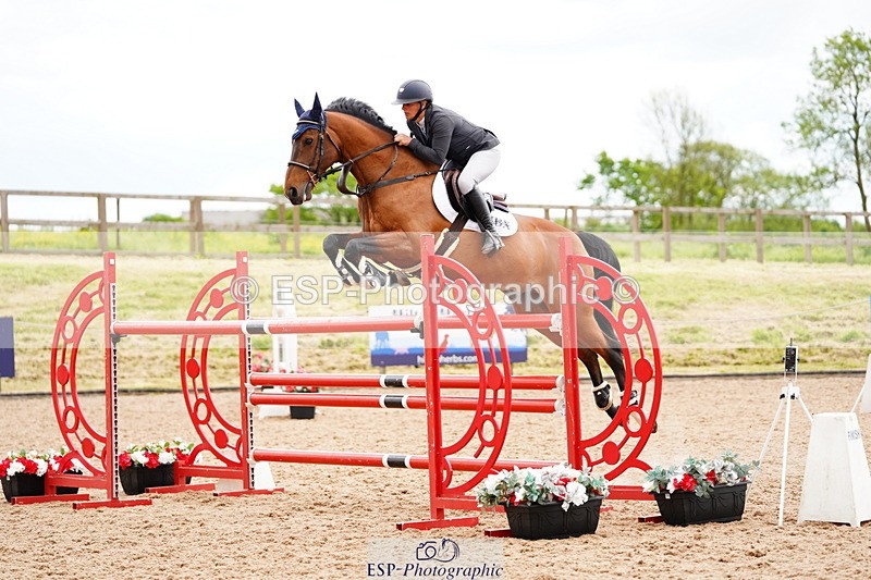 240524A-145144-04374 - Cls 18 National 1.40m