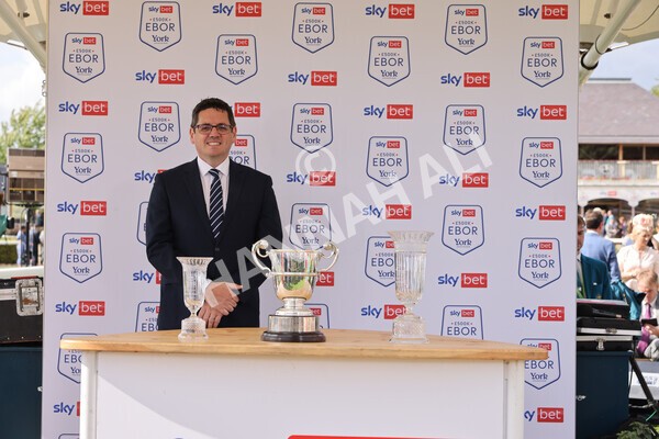 yr20082022r4-261 - Race 4 3.35pm Sky Bet Ebor