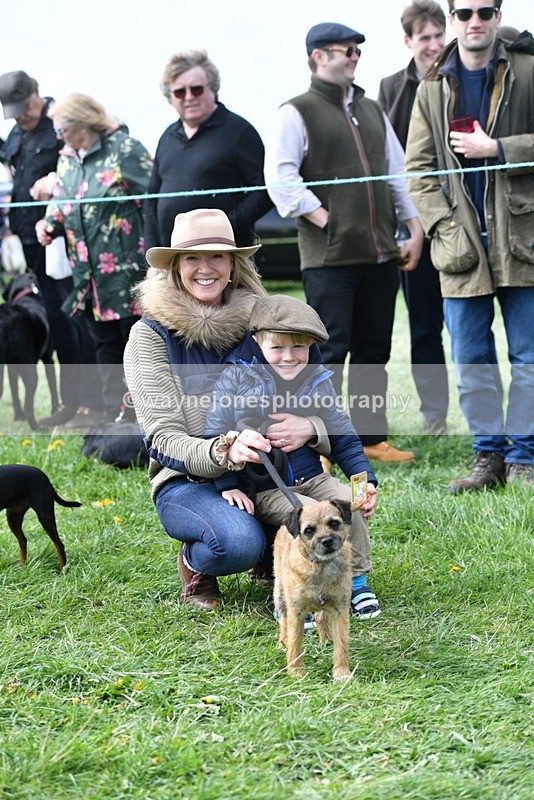 WJ5_0559 - Class 7 Best Terrier