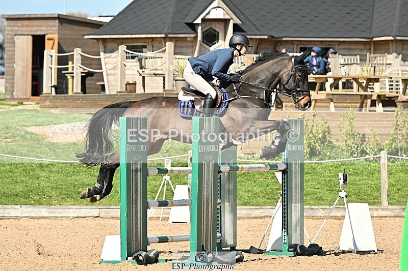 250416-151718-01672 - Cls 6 Foxhunter and 1.20m