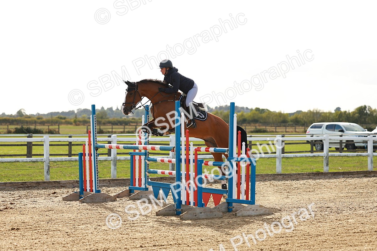 SBM_001902 - Class 5 - Senior Foxhunter - 1.20m
