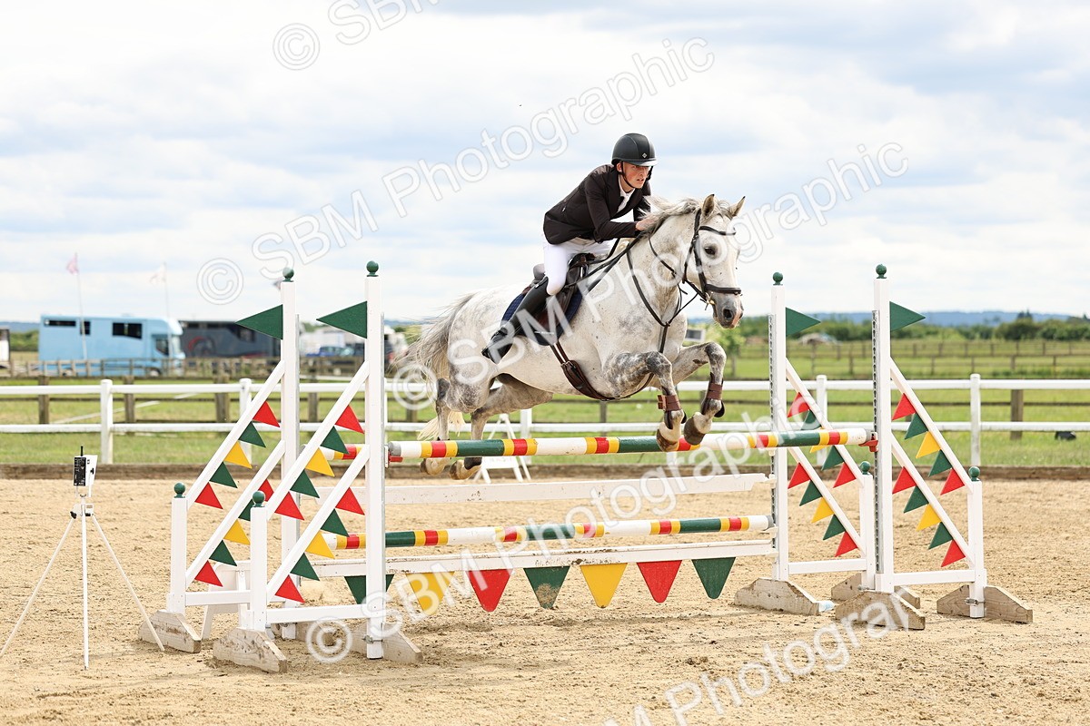 SBM_006139 - Class 19 - Senior Newcomers - 1.10m