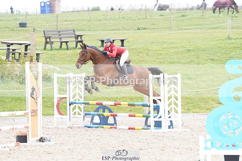 250414-131520-00885 - 80cm Round 2