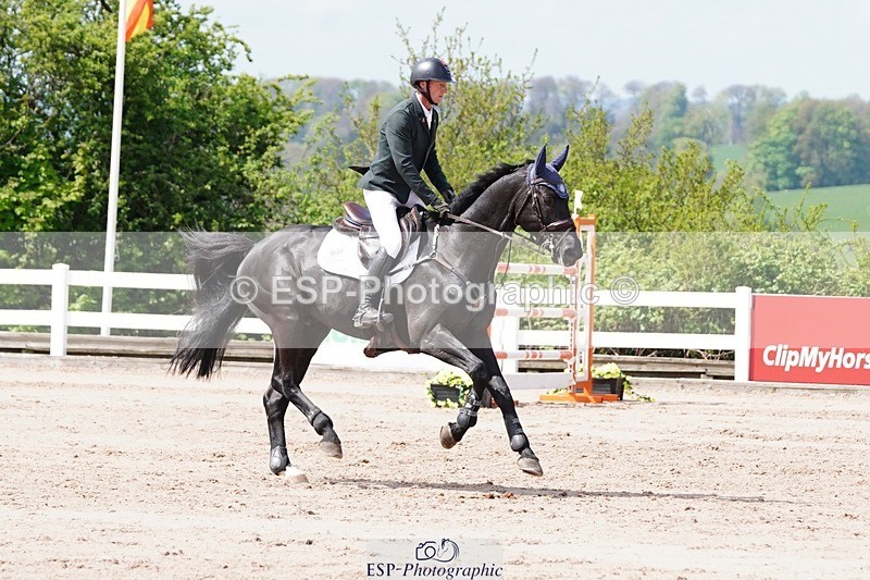 250427-120136-16326 - Cls 4 - 2 Star Small Tour