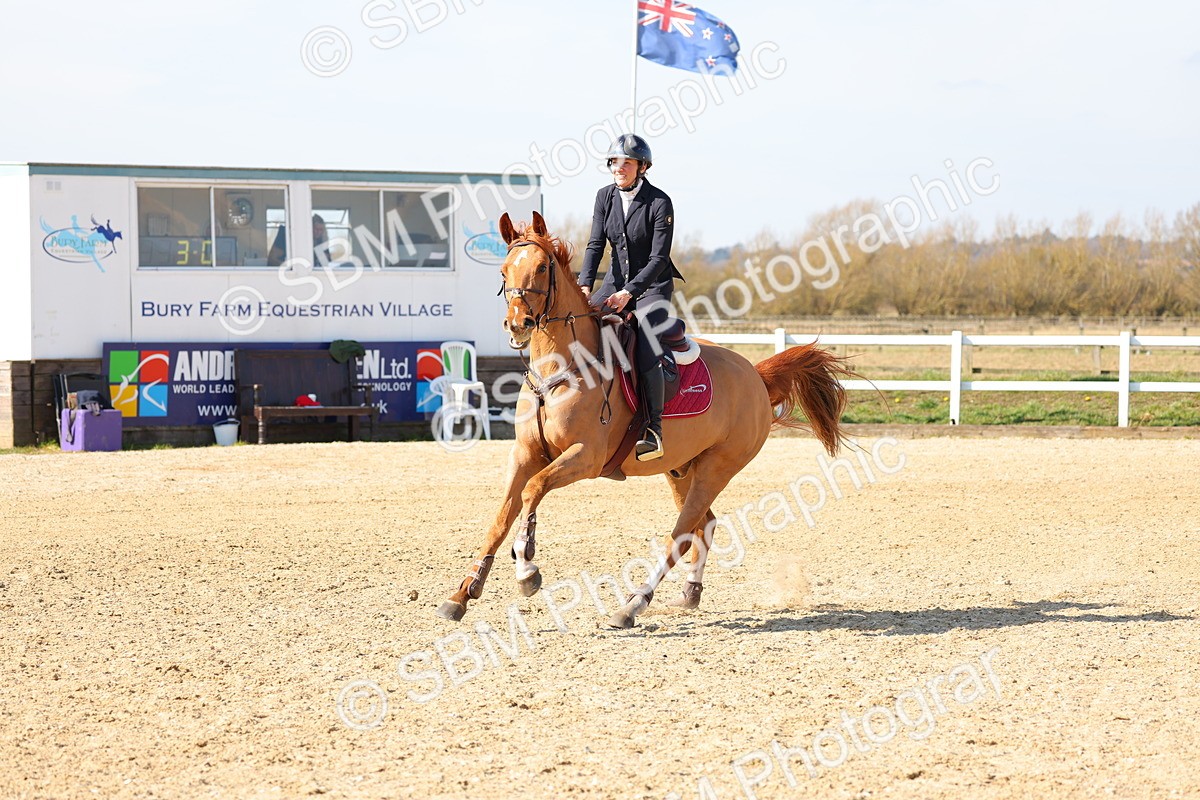 SBM_000989 - Class 3 - Senior Discovery - 1.00m