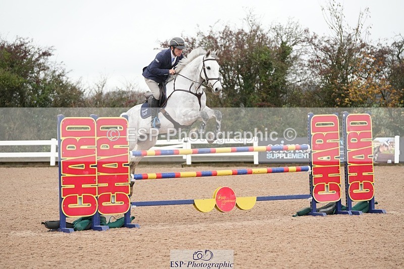251107-131058-01091 - Cls 6 Foxhunter and 1.20m Open
