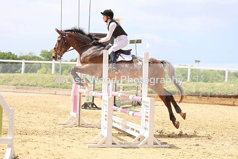 3E7A0382 - Class 10: Senior 95cm open