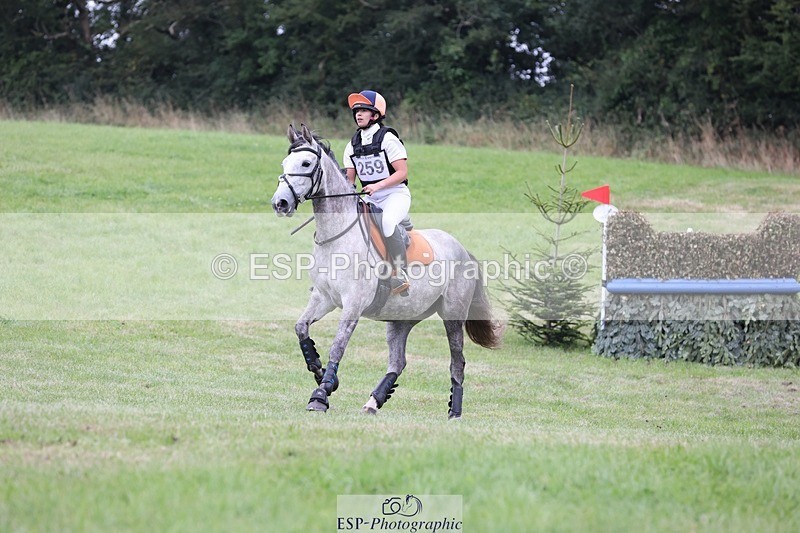 240831A-142410-03770 - 259-Lucy.Coker-QUEEN.RUBIE