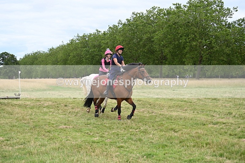 WJ6_4223 - Time at Jump 12:22 to 13:03