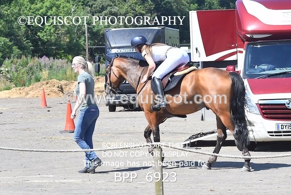 BPP_6923 - CLASS 7 Senior Foxhunter/ 1.20m Open