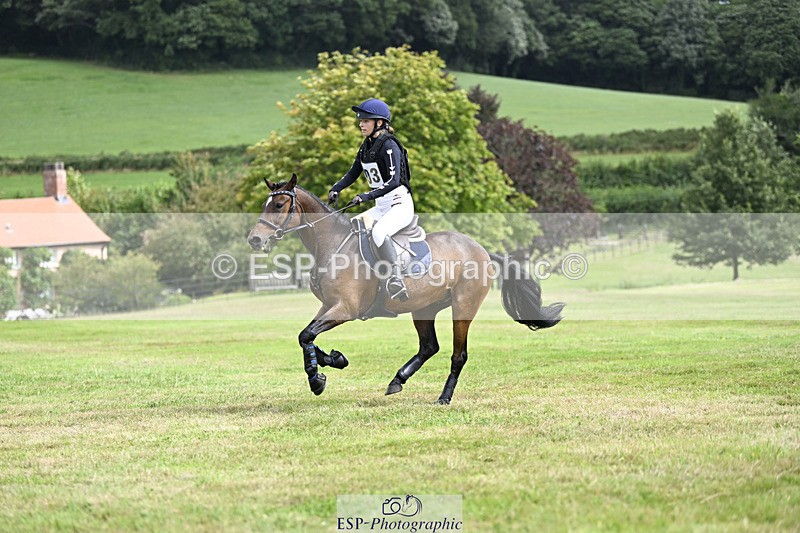 240825X-115329-32639 - 70cm XC 11.00 to 12.00