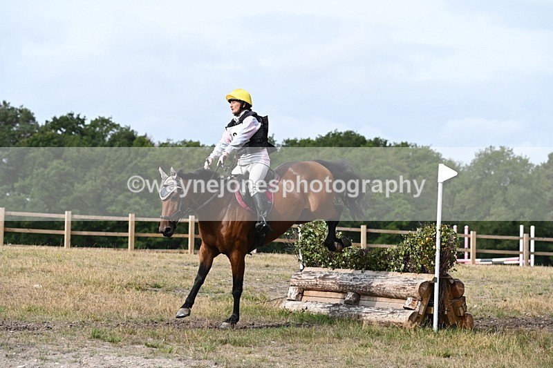 WJ6_0156 - XC Time 10:53 to 11:00