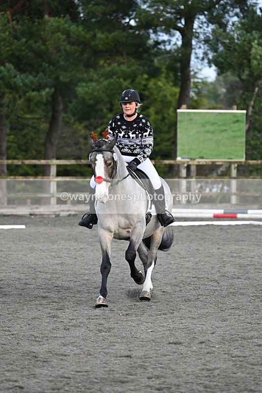 WJ7_5671 - Time 11:57 to 12:15