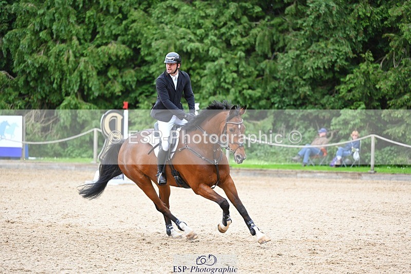 240525-155957-18000 - 547-BWE_NEWTON_DE_JASPER-Adam_Harvey