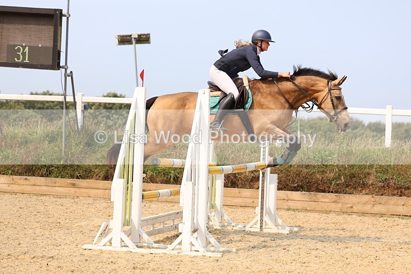 3E7A1497 - Class 4: Senior British Novice/90cm open