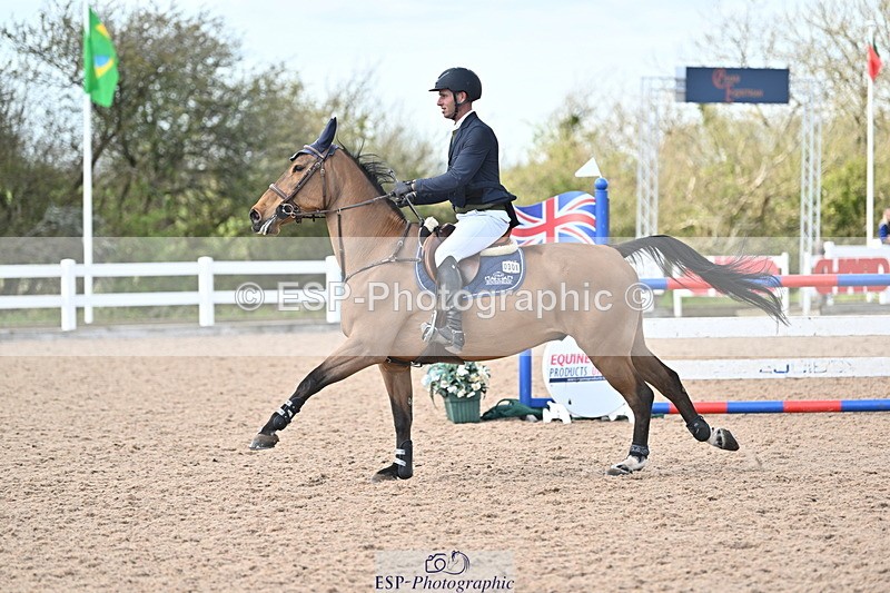 240418A-141003-03766 - Cls 13, 1 Star Bronze Tour 1.10m