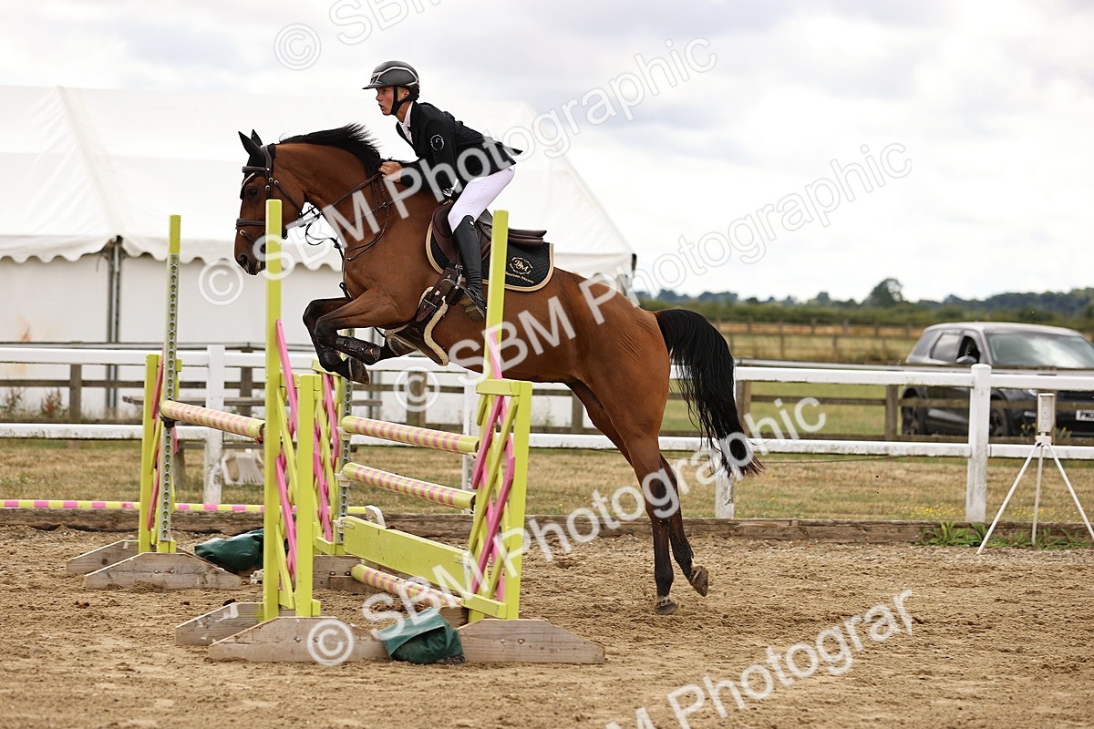 SBM_026863 - Class 13 - Senior Newcomers - 1.10m