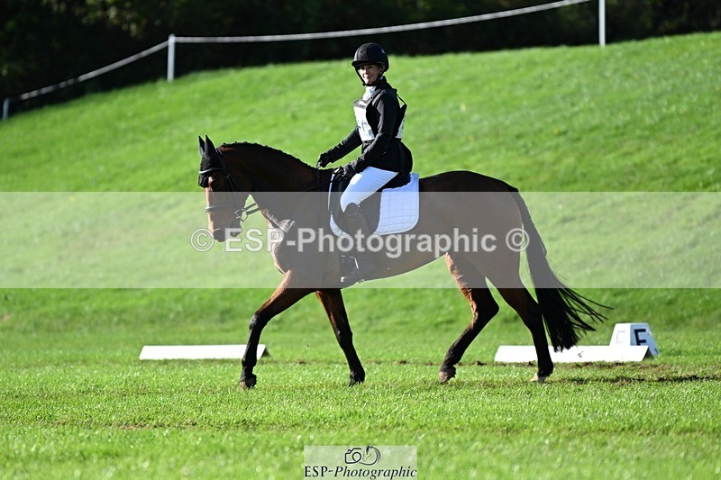 241025-112743-07144 - 547-Lara.Salter-NAOMIE.VAN.DE.BROUWERSHOEVE