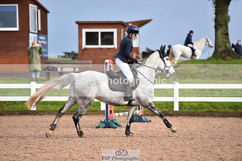 231203A-125746-01237 - Cls 9+10 Children on Horses 1m & 1.10m