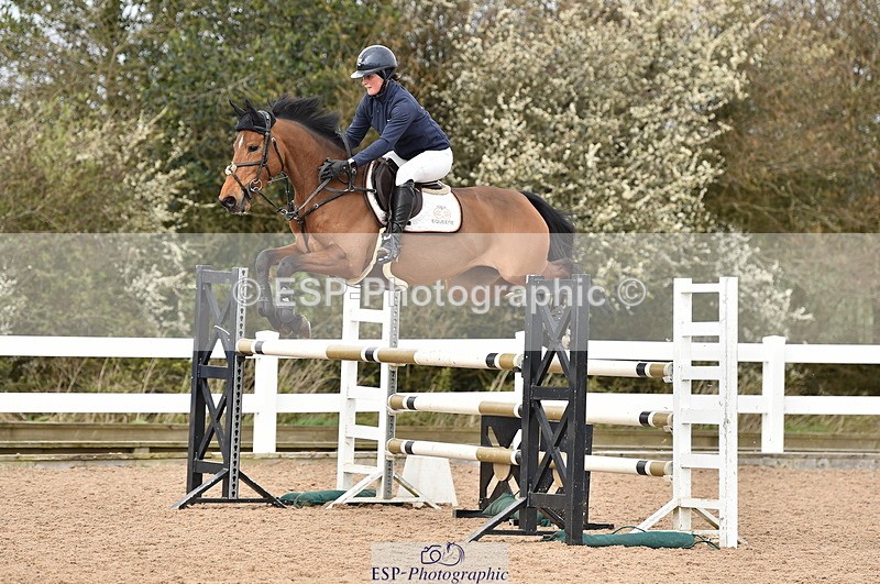 240327A-124240-00432 - Cls 4 Newcomers and 1.10m Open