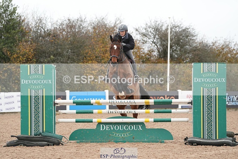 251109-103549-03414 - Cls 19 Snr 1.05m Open