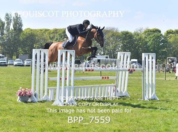BPP_7559 - CLASS 5 ScottiBranch Outdoor Open Championship Inc The Wright , Johnston & Mackenzie LLP RHS Young M