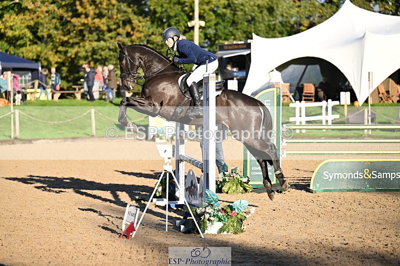 251024A-094658-06222 - B-110-Lizi.Popham