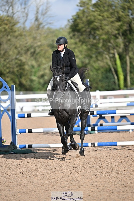 241005A-112252-03327 - SAT Cls 17 95cm Amateur Quali