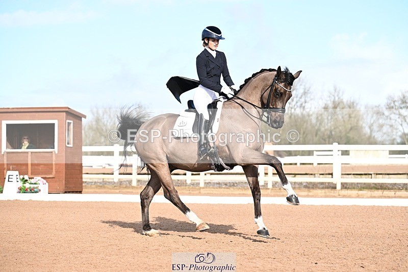 260213-114357-01571 - 017-Holly.Kerslake