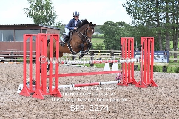 BPP_2274 - CLASS 4  FRI Senior Newcomers/ 1.10m Open