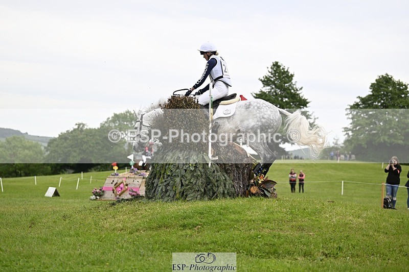 240525-164843-18429 - 267-VAN_KAUNITZ-Jemima_Howden